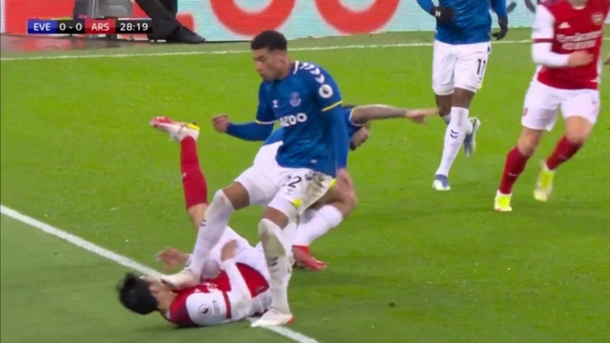 Gabriel đòi tẩn sao Everton - Bóng Đá