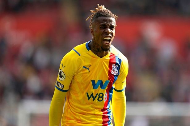 Mourinho 'nên duyên' với tiền đạo từng bị Van Gaal thải loại? - Bóng Đá