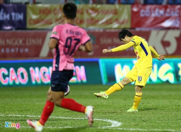 6 điều nổi bật tại vòng 2 V-League 2022: Hải Phòng tăng tốc, HAGL bị bắt bài - Bóng Đá