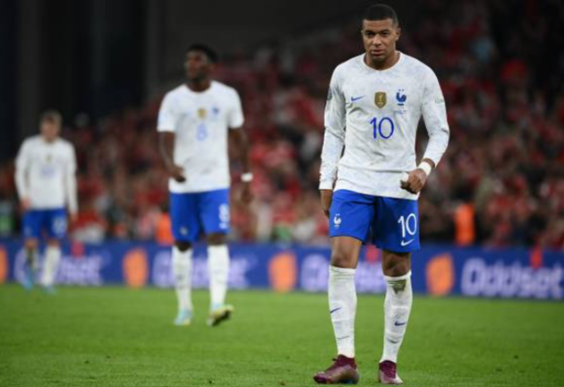 ảnh reviews trận Pháp vs Đan Mạch - Bóng Đá