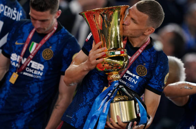 Đại tiệc 6 bàn, Inter vô địch Coppa Italia - Bóng Đá