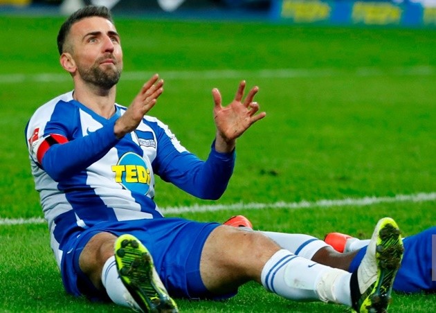 Hazard nổ súng, Dortmund áp sát Bayern trên BXH - Bóng Đá