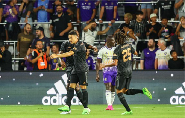 Sau trận Arsenal - Bóng Đá