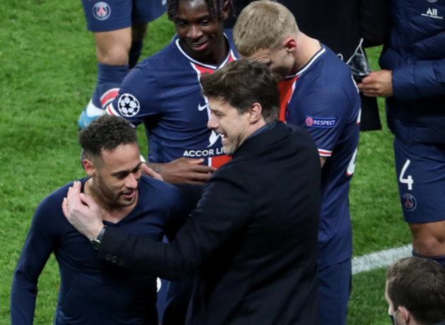 Trận đấu giữa Celtic và Rangers bị ngừng lại vì một sự cố nguy hiểm - Bóng Đá