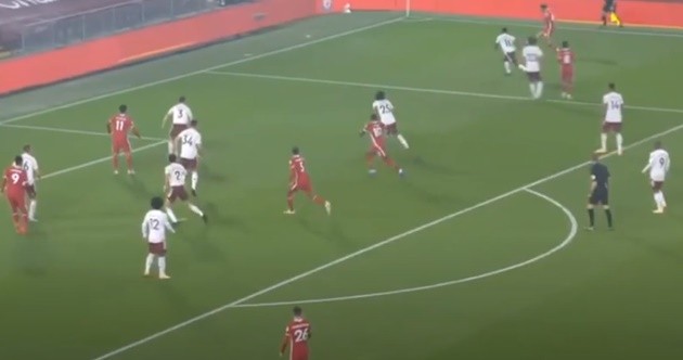 Thánh tạt Arnold vs Arsenal - Bóng Đá