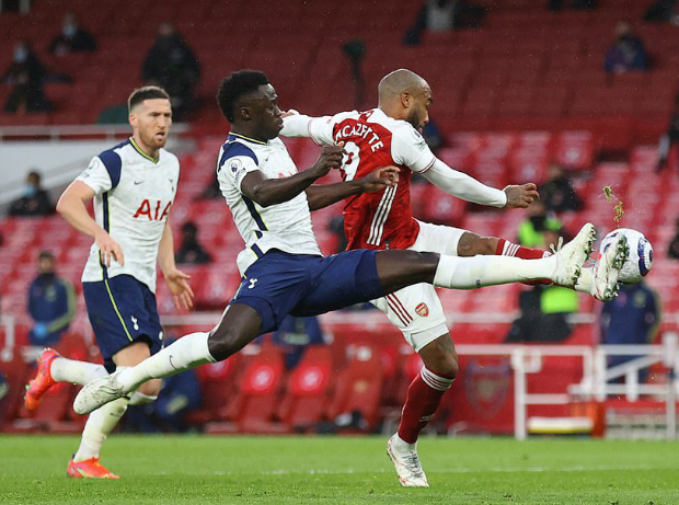 Alan Smith hiến kế cho Arsenal về 2 điểm yếu nơi thủ Tottenham - Bóng Đá