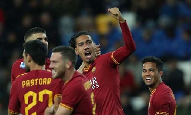 10 hình ảnh ấn tượng trên sân cỏ Serie A vào đêm qua: Kịch tính đến phút bù giờ - Bóng Đá