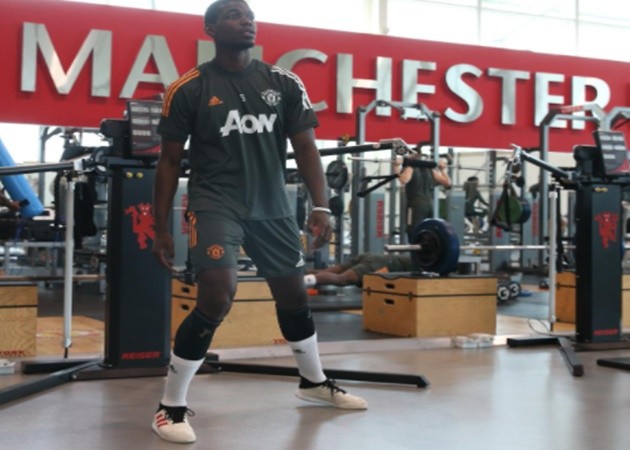 Ảnh sao MU tập gym - Bóng Đá