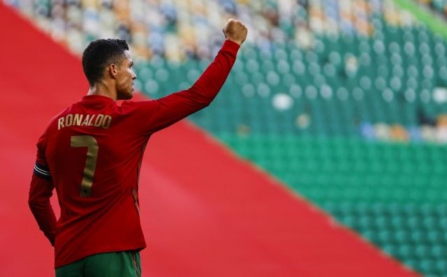 Loạt kỷ lục khủng chờ Ronaldo phá ở EURO 2020 - Bóng Đá