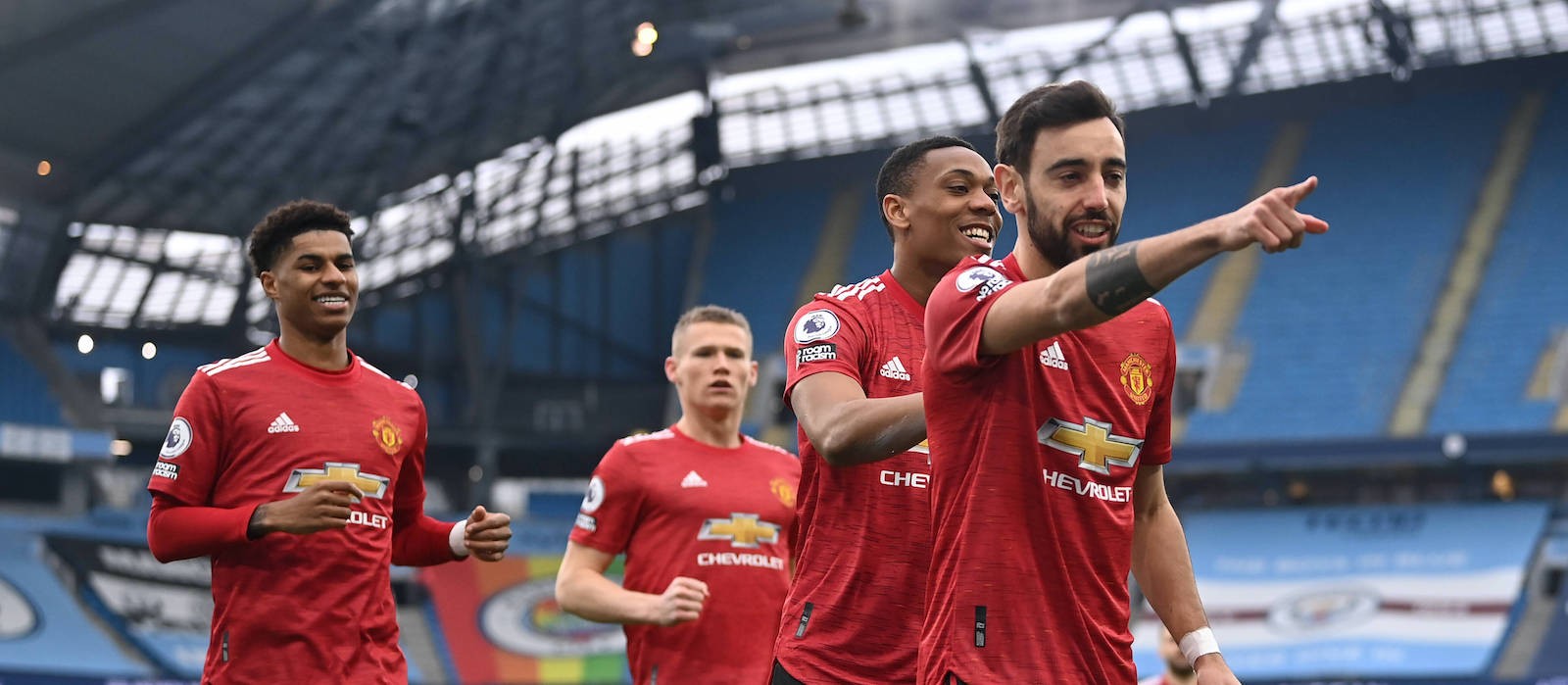 Manchester United planning to double Bruno Fernandes’ wages this summer - Bóng Đá