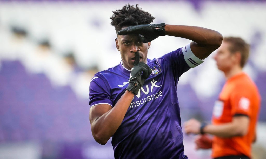 Anderlecht posted and deleted a farewell to Albert Sambi Lokonga as he prepares to complete his move to Arsenal - Bóng Đá