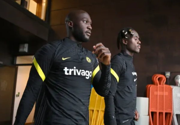 Lukaku nở nụ cười, hứng khởi trong buổi tập đầu tiên cùng Chelsea - Bóng Đá