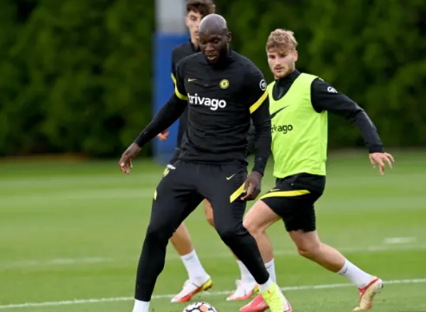 Lukaku nở nụ cười, hứng khởi trong buổi tập đầu tiên cùng Chelsea - Bóng Đá