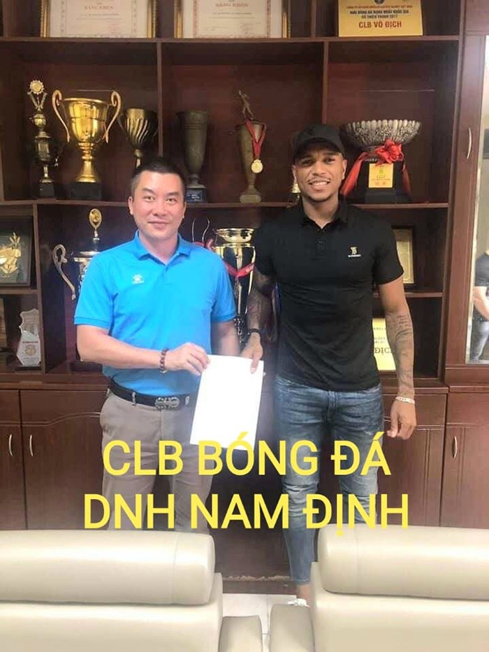 Hà Nội, Sài Gòn FC, CLB TP.HCM chia tay những ngoại binh chủ chốt - Bóng Đá