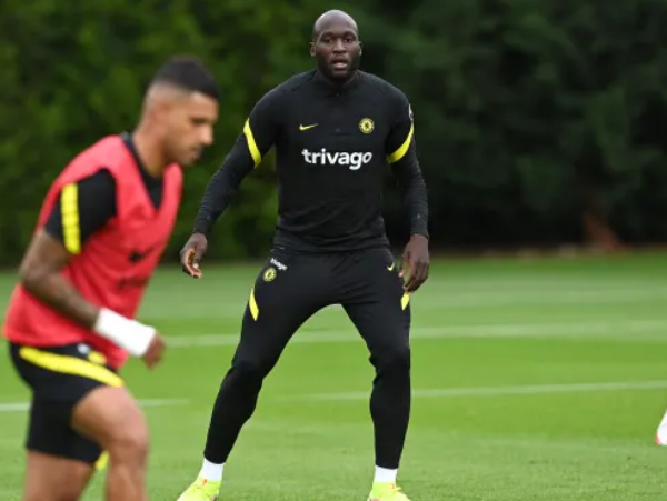 Lukaku nở nụ cười, hứng khởi trong buổi tập đầu tiên cùng Chelsea - Bóng Đá
