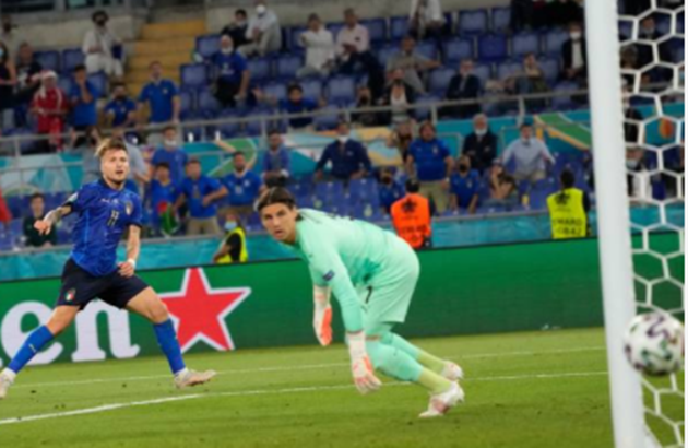 TRỰC TIẾP Ý 2-0 Thụy Sĩ: Immobile bỏ lỡ đáng tiếc (H2) - Bóng Đá