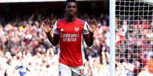 Lewandowski nổ súng, 'Hùm xám' áp sát ngôi đầu bảng Bundesliga - Bóng Đá