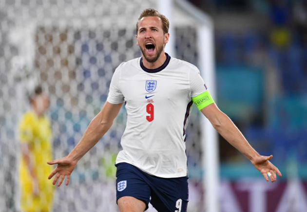Millions of England fans party into the night as Three Lions score FOUR times to clinch historic Euro semi-final - Bóng Đá
