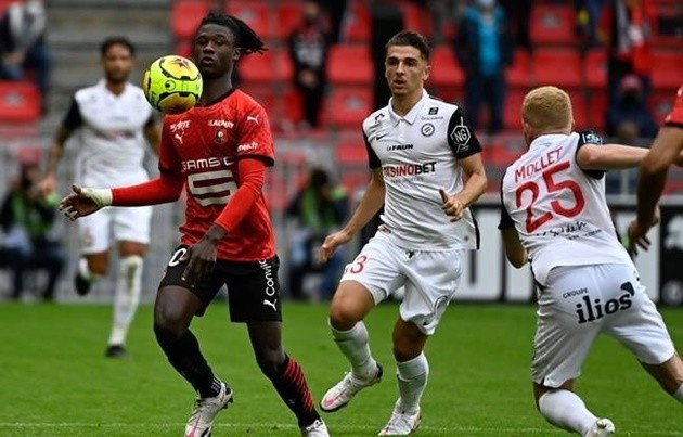 Camavinga solo ghi bàn cho Rennes - Bóng Đá