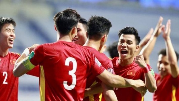 ĐT Việt Nam tìm chiến thắng đầu tiên; Nishino phũ nhận bị sa thải - Bóng Đá