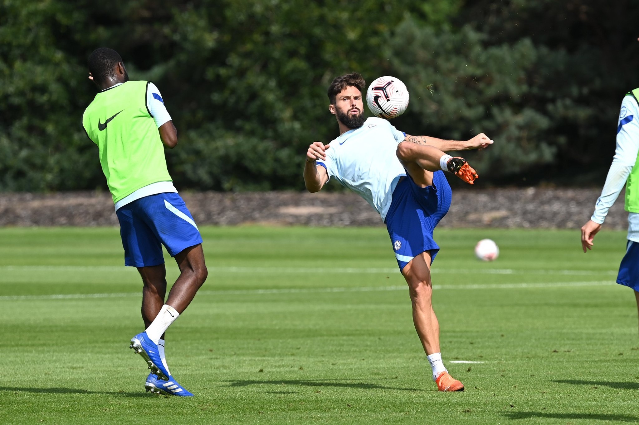 Tân binh dứt điểm sắc bén, Chelsea sẵn sàng gieo rắc sợ hãi lên Premier League - Bóng Đá