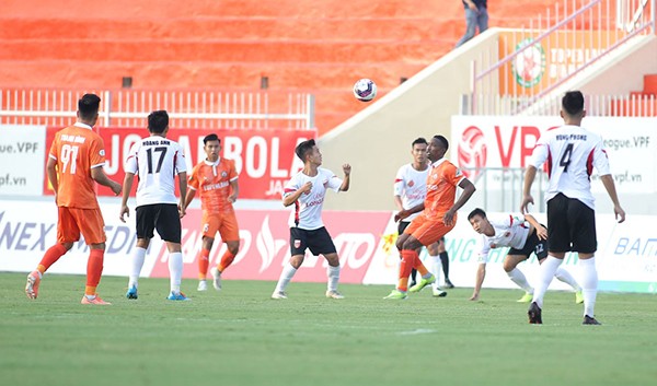 Siêu dự bị tỏa sáng, CLB Long An tạo nên địa chấn trước Topenland Bình Định - Bóng Đá