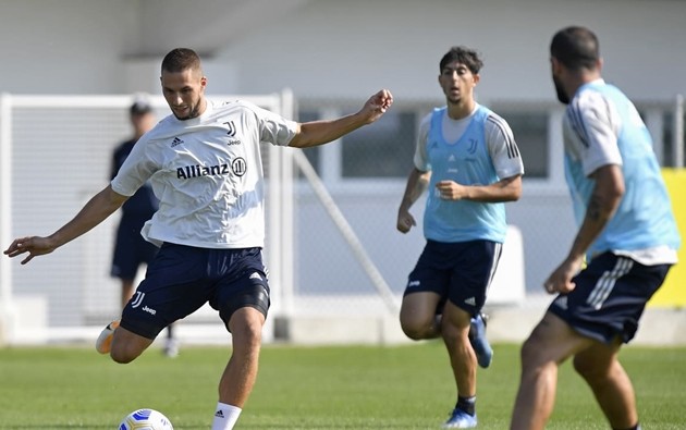 Ảnh Juve tập luyện ngày 5/9 - Bóng Đá