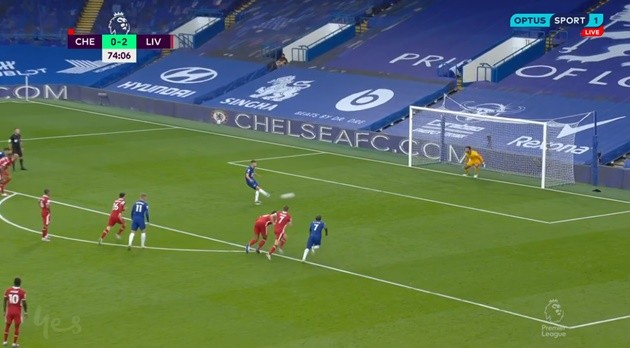 2 thái cực giữa Kepa và Alisson - Bóng Đá