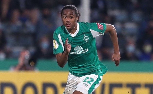 Pedri lột xác - Bóng Đá