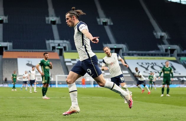 Son joined Harry Kane and Bruno Fernandes as three Premier League players both score and assist 10+ goals in the Premier League this season. - Bóng Đá