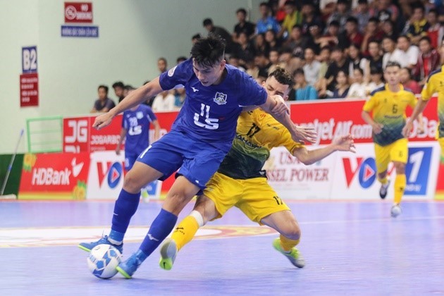 Lượt 10 giải futsal VĐQG: Tân binh Đắc Huy ghi bàn, Sahako chật vật giành 1 điểm - Bóng Đá