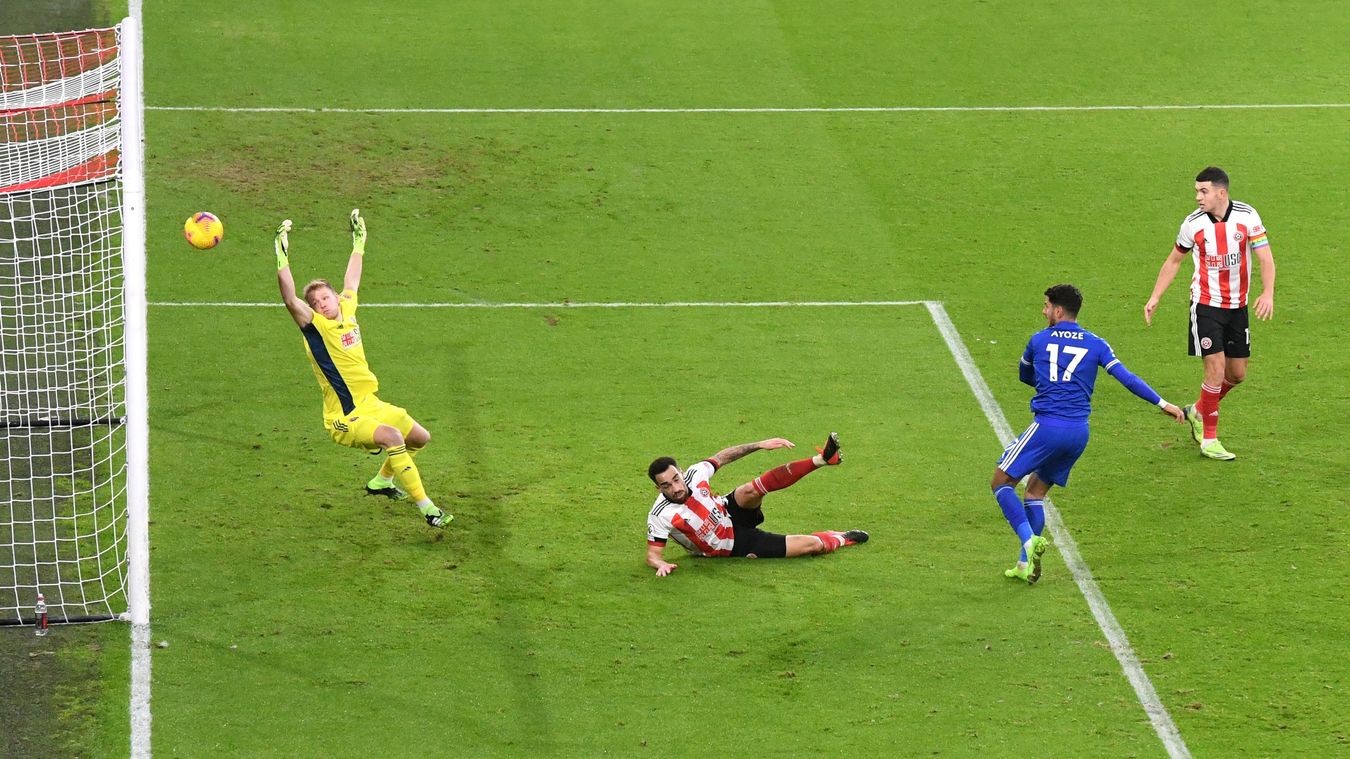Jamie Vardy ghi bàn quá kịch tính, Bầy cáo đá văng M.U khỏi Top 4 - Bóng Đá