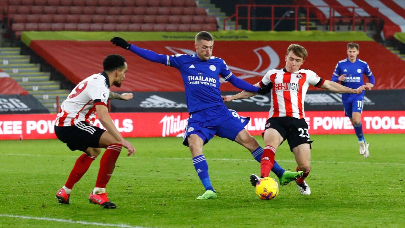 Jamie Vardy ghi bàn quá kịch tính, Bầy cáo đá văng M.U khỏi Top 4 - Bóng Đá