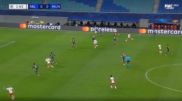 Hàng thủ MU 'nát' như thế nào trước Leipzig? - Bóng Đá