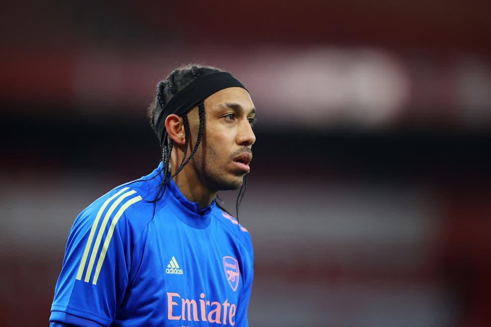 Arsenal forwards look like a ‘little mafia’ and seem disconnected from Mikel Arteta, says Gary Neville - Bóng Đá
