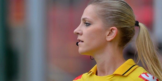 Quá xinh đẹp, nữ trọng tài FIFA bị rủ đi 'tiếp khách' - Bóng Đá
