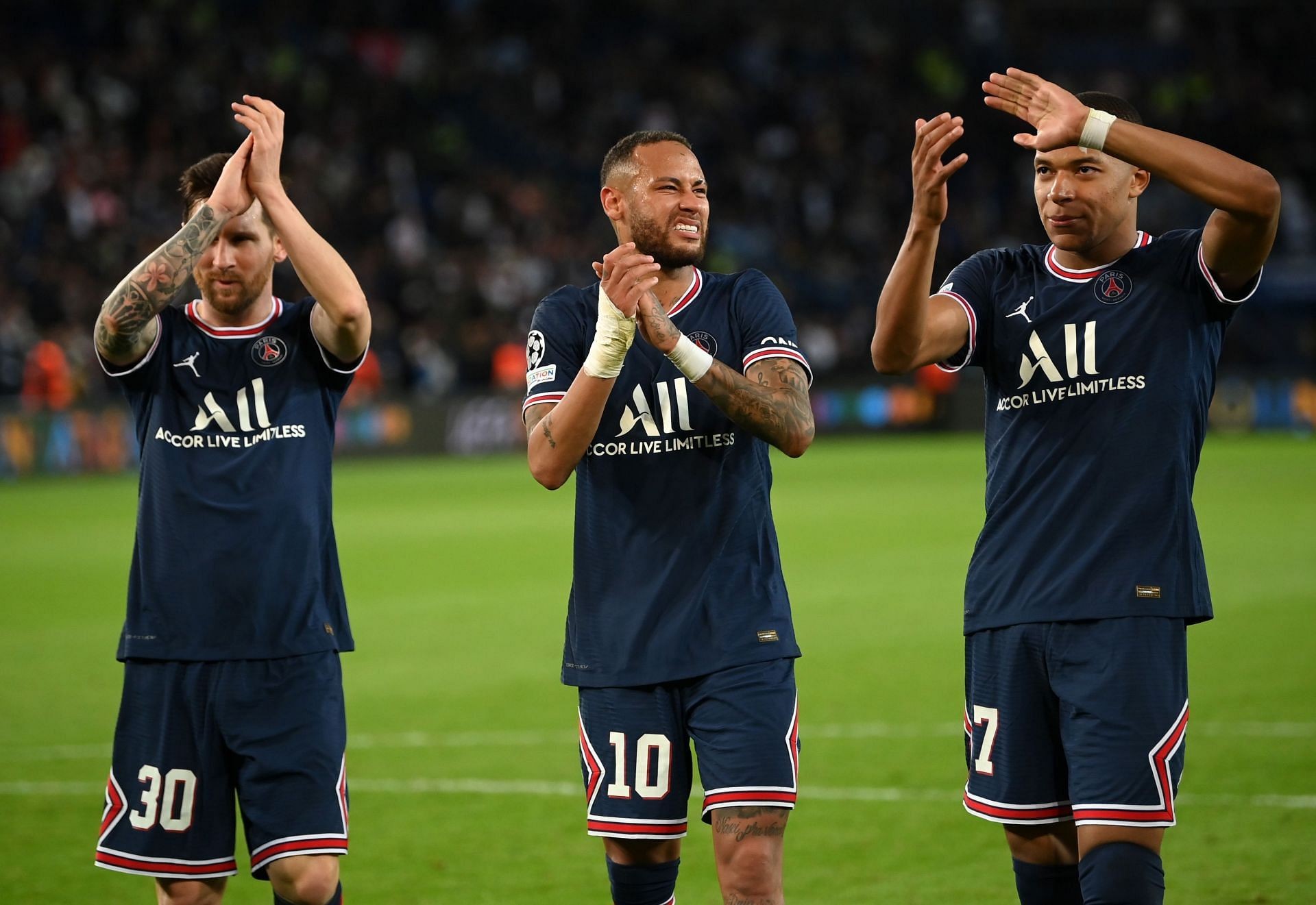 5 vấn đề PSG cần giải quyết: Tương lai Mbappe, điều Man United mong chờ - Bóng Đá