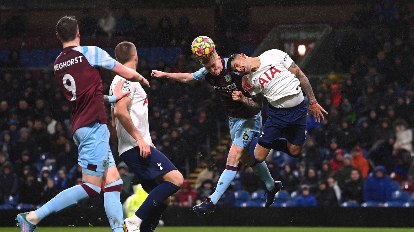 Tottenham thua đội hạng 19, đánh mất lợi thế trước Quỷ đỏ - Bóng Đá