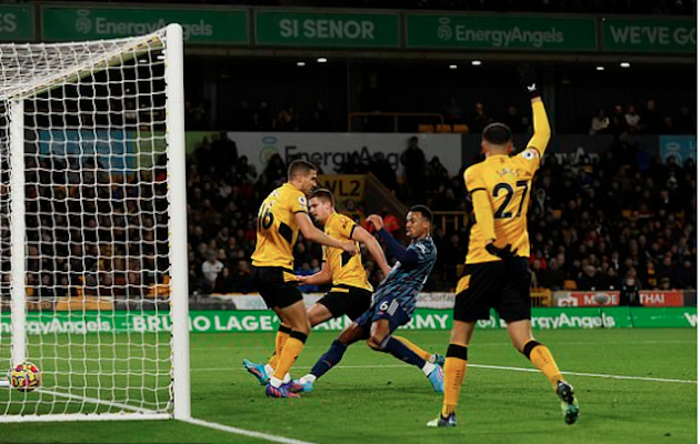 Martinelli bị đuổi trong tình huống hy hữu, Arteta nổi đóa với trọng tài - Bóng Đá