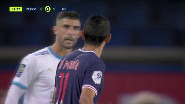 Di Maria spits at Alvaro! - Bóng Đá