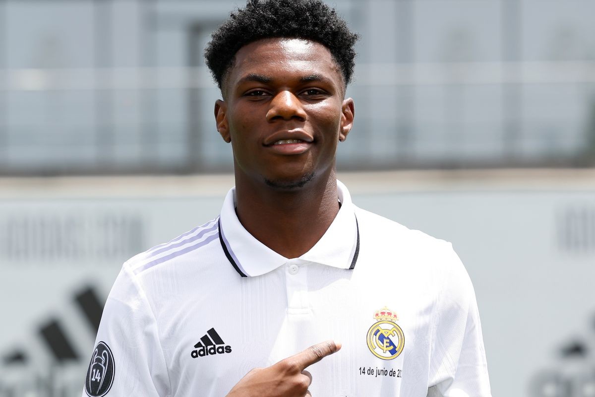 Đội hình tiêu biểu Ligue 1 tháng 5: Bộ 3 PSG, ngôi sao 100 triệu - Bóng Đá