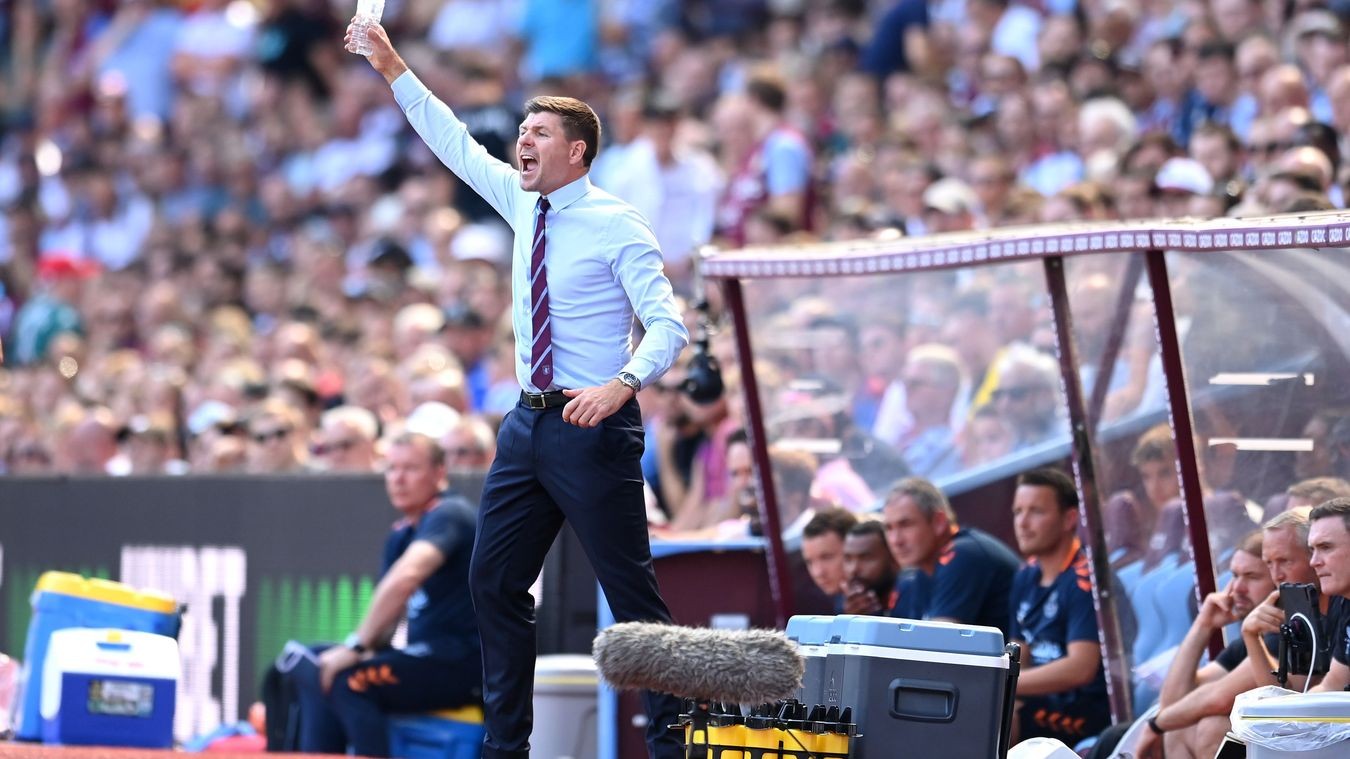 Gerrard hạ Lampard ở trận cầu sớm thuộc vòng 2 Premier League - Bóng Đá