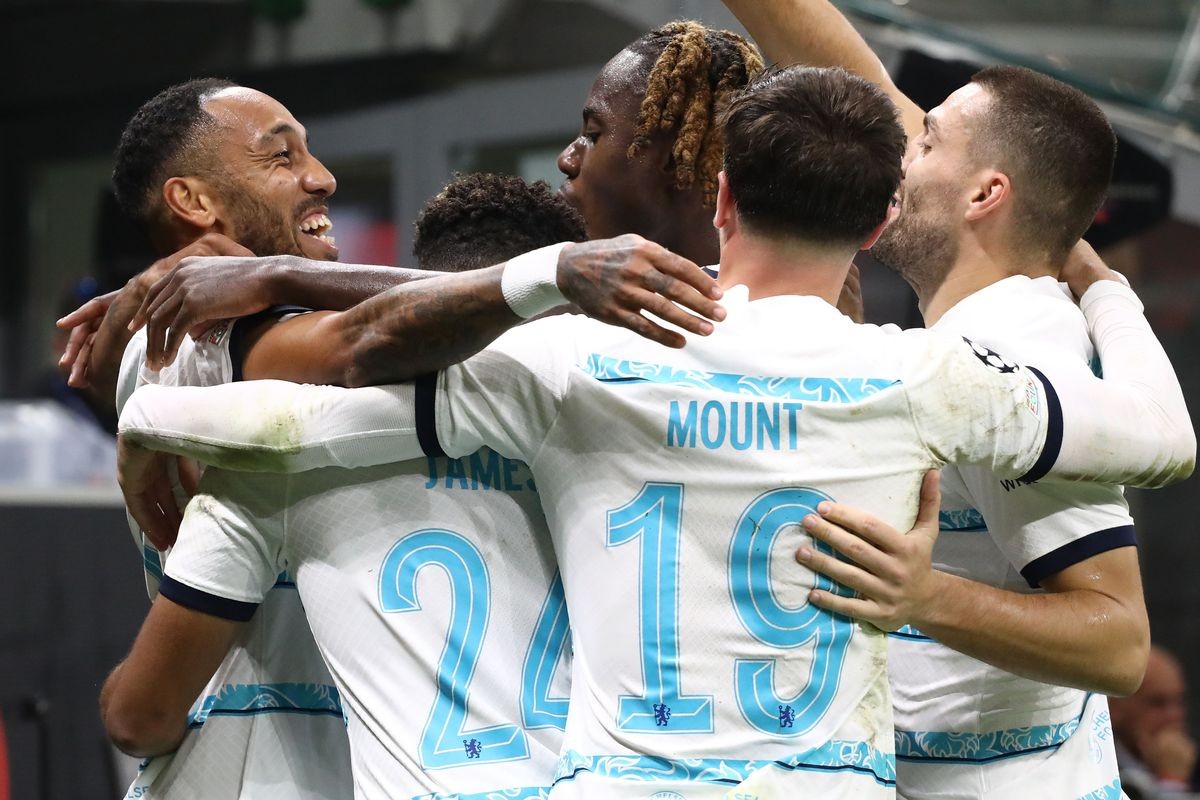 Ảnh sau trận AC Milan - Chelsea - Bóng Đá