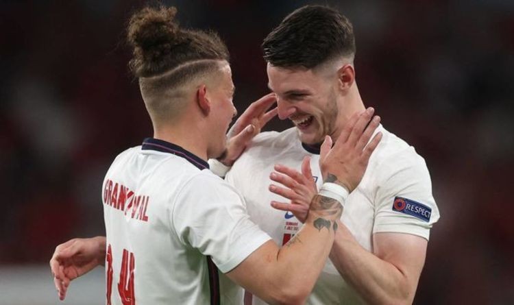 Dean Jones. - Manchester United ‘100% want’ Declan Rice but incoming boss Erik ten Hag could be thwarted - Bóng Đá