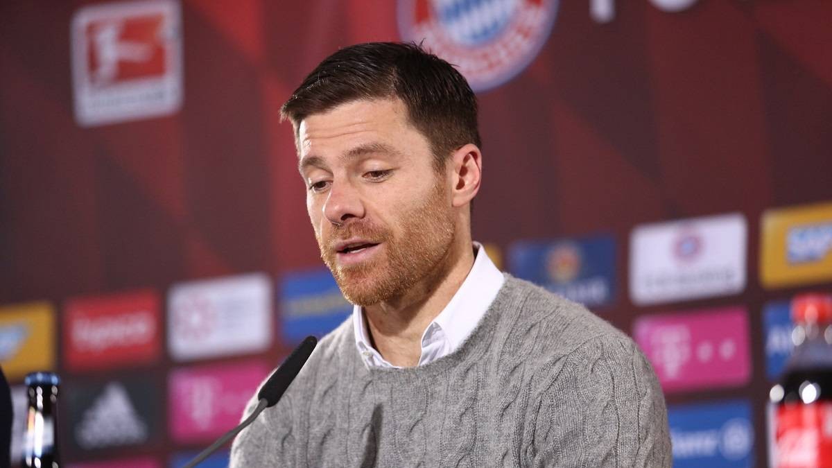 xabi alonso speaks out on Premier League links - Bóng Đá