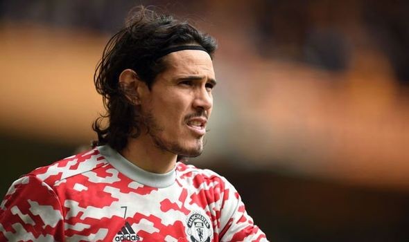 How Edinson Cavani feels about Cristiano Ronaldo Man Utd challenge amid 'unhappy' claim - Bóng Đá