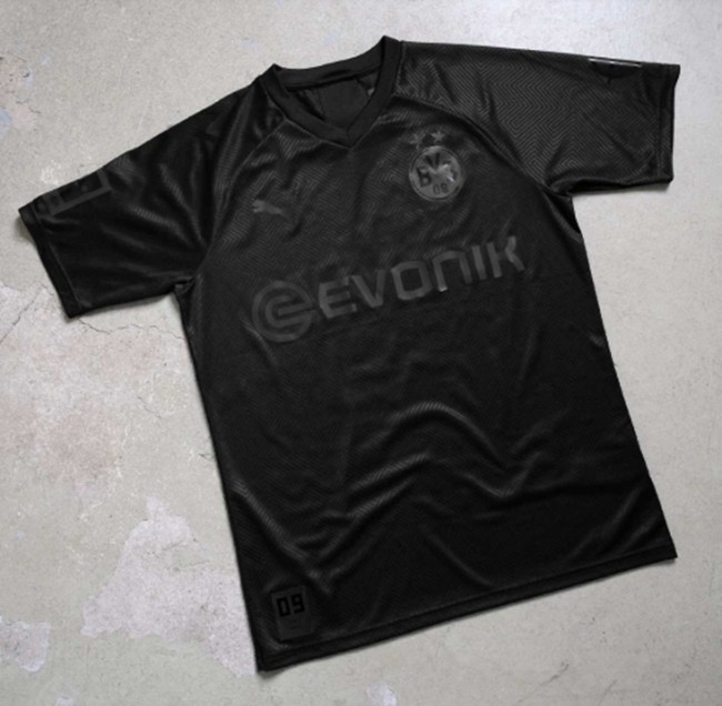 Borussia Dortmund 110th Anniversary Blackout Kit Released - Bóng Đá