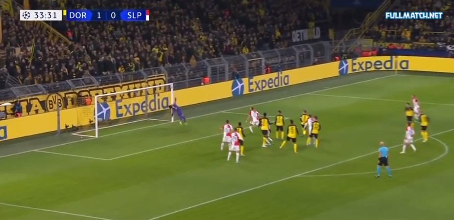 De Gea nhập, thủ thành Dortmund đóng vai 