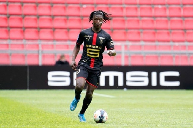 Rennes expected to seek Eduardo Camavinga sale if no extension by 28th June - Bóng Đá