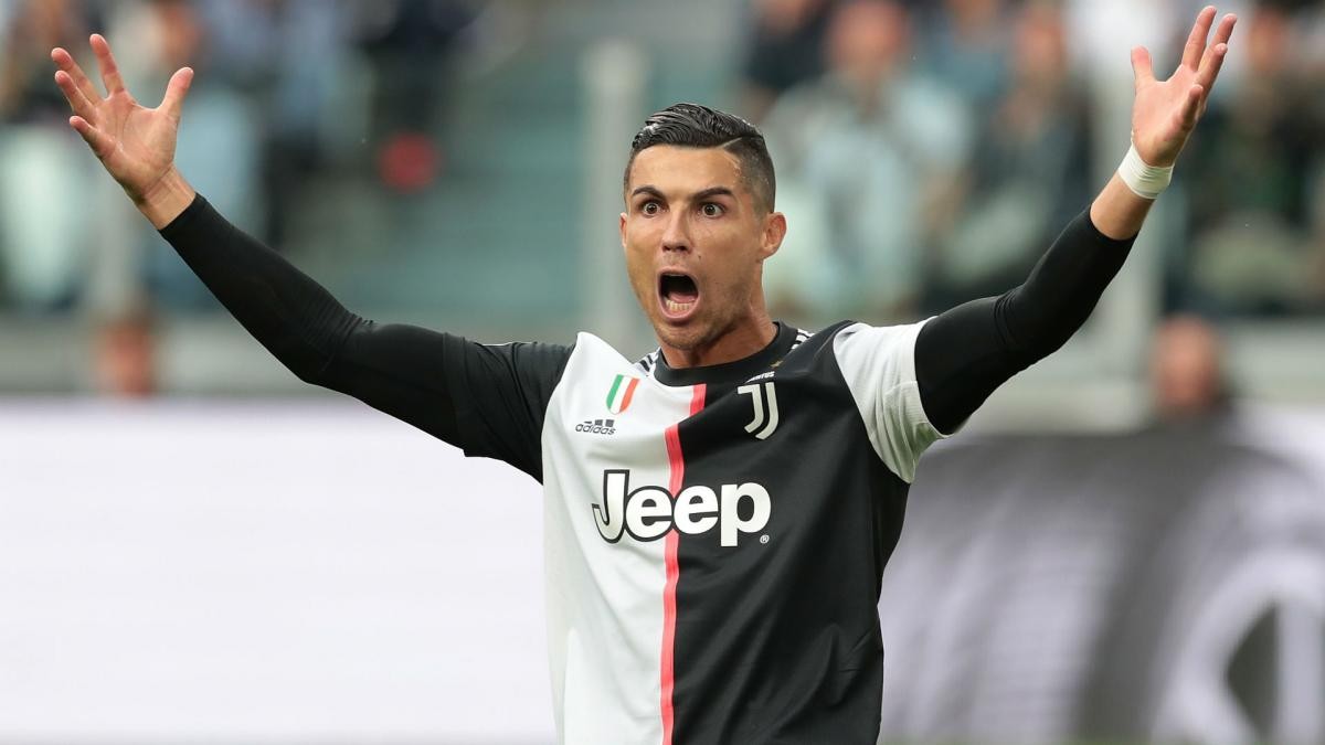 Ronaldo ghi 700 bàn thắng trong sự nghiệp bằng cách nào? - Bóng Đá